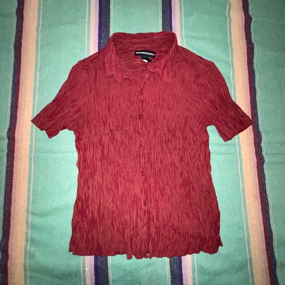 Norton McNaughton Blouse Womens M Red Crinkle Stripe Short Sleeve Button Up Top
